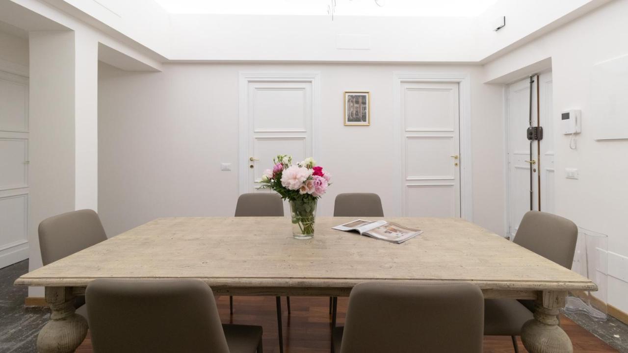 Italianway - Barberini Elegantia Apartments Roma Екстериор снимка