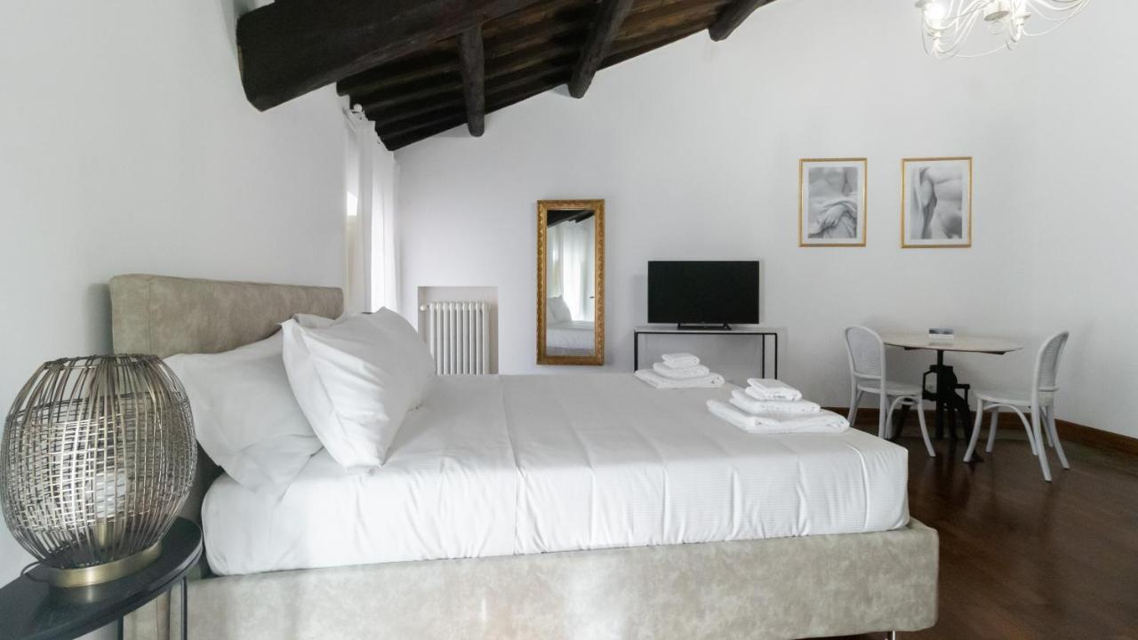 Italianway - Barberini Elegantia Apartments Roma Екстериор снимка