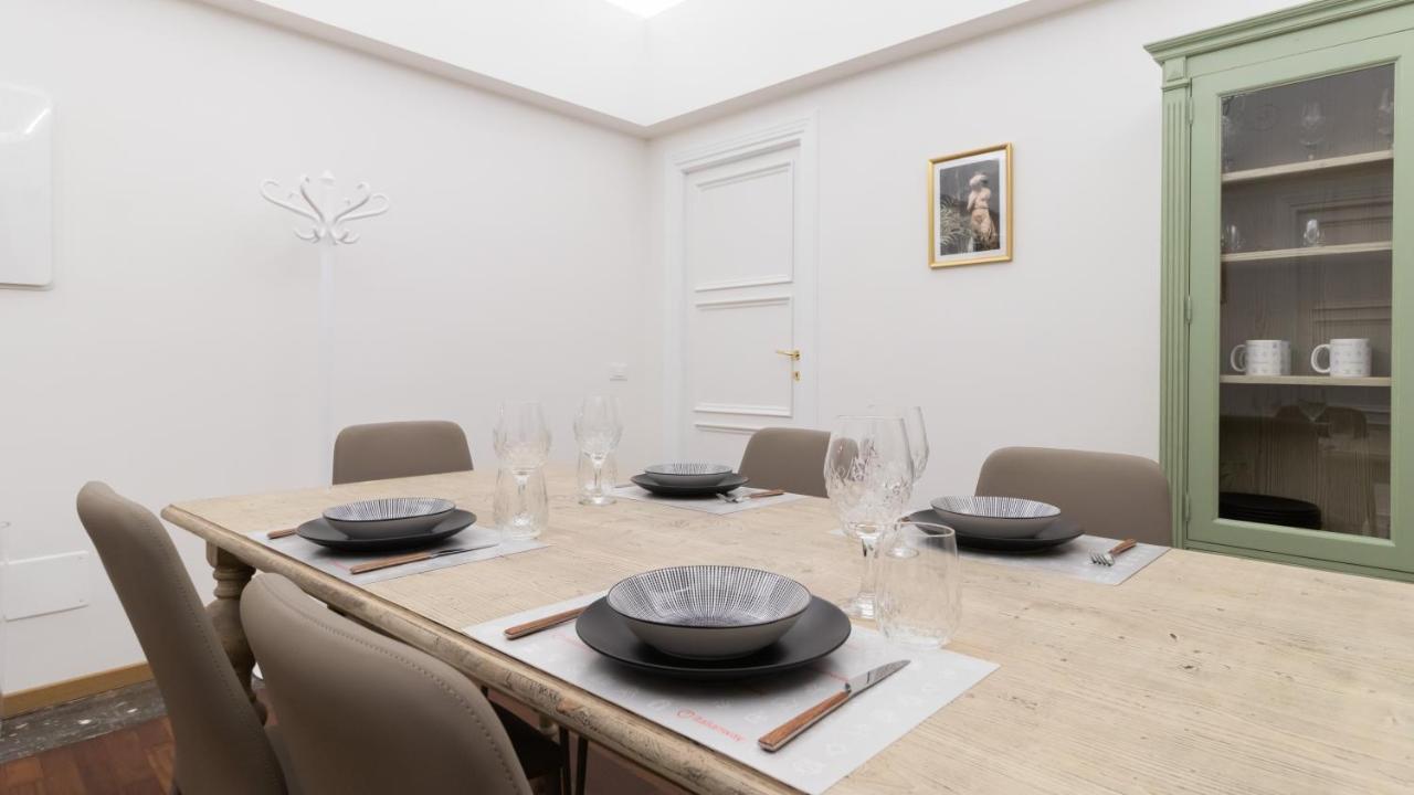 Italianway - Barberini Elegantia Apartments Roma Екстериор снимка