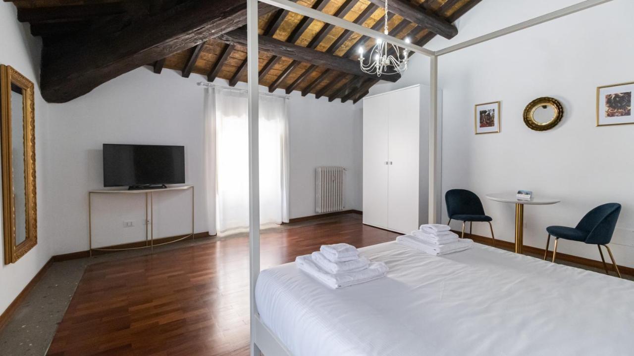 Italianway - Barberini Elegantia Apartments Roma Екстериор снимка