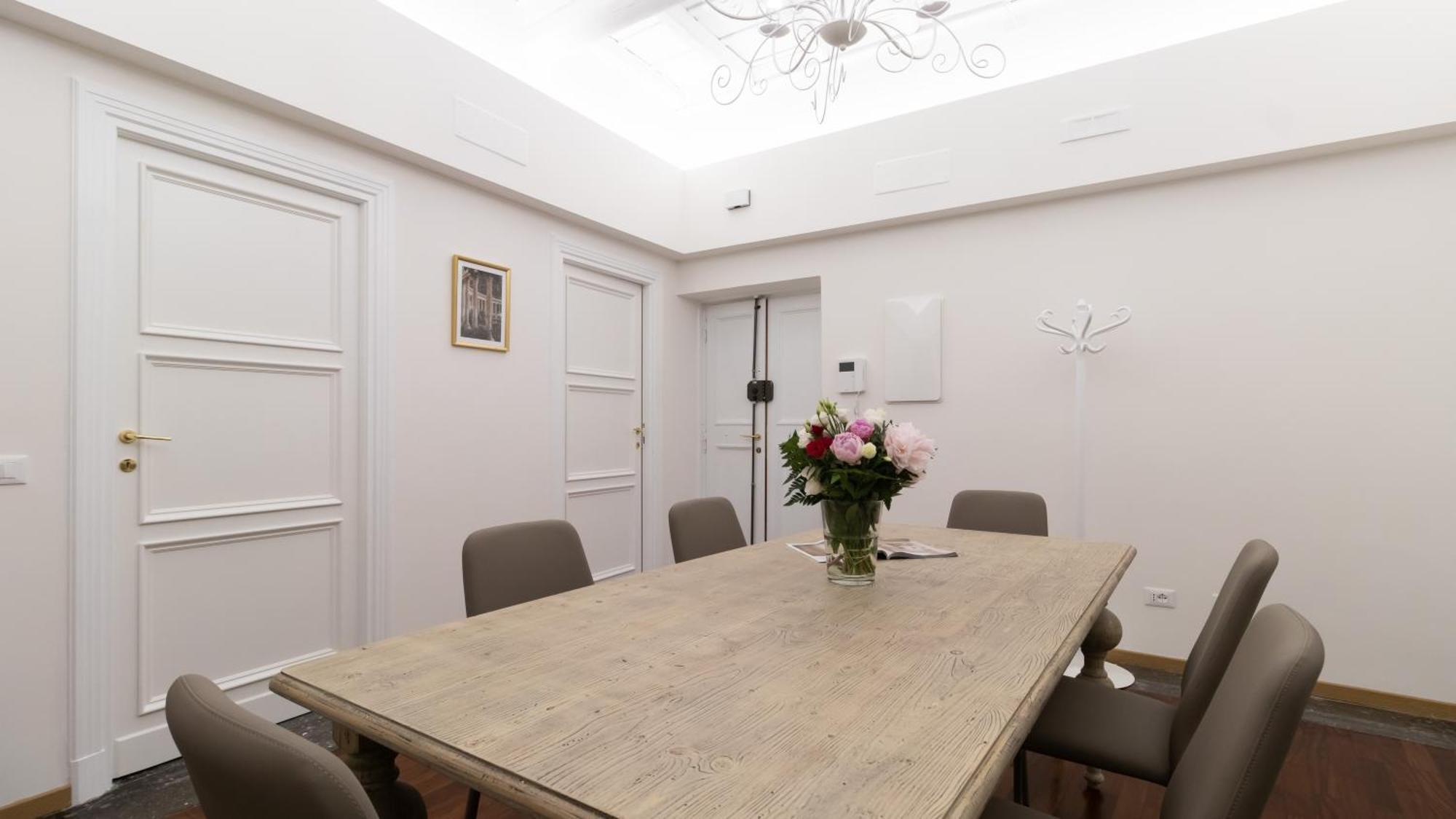 Italianway - Barberini Elegantia Apartments Roma Стая снимка