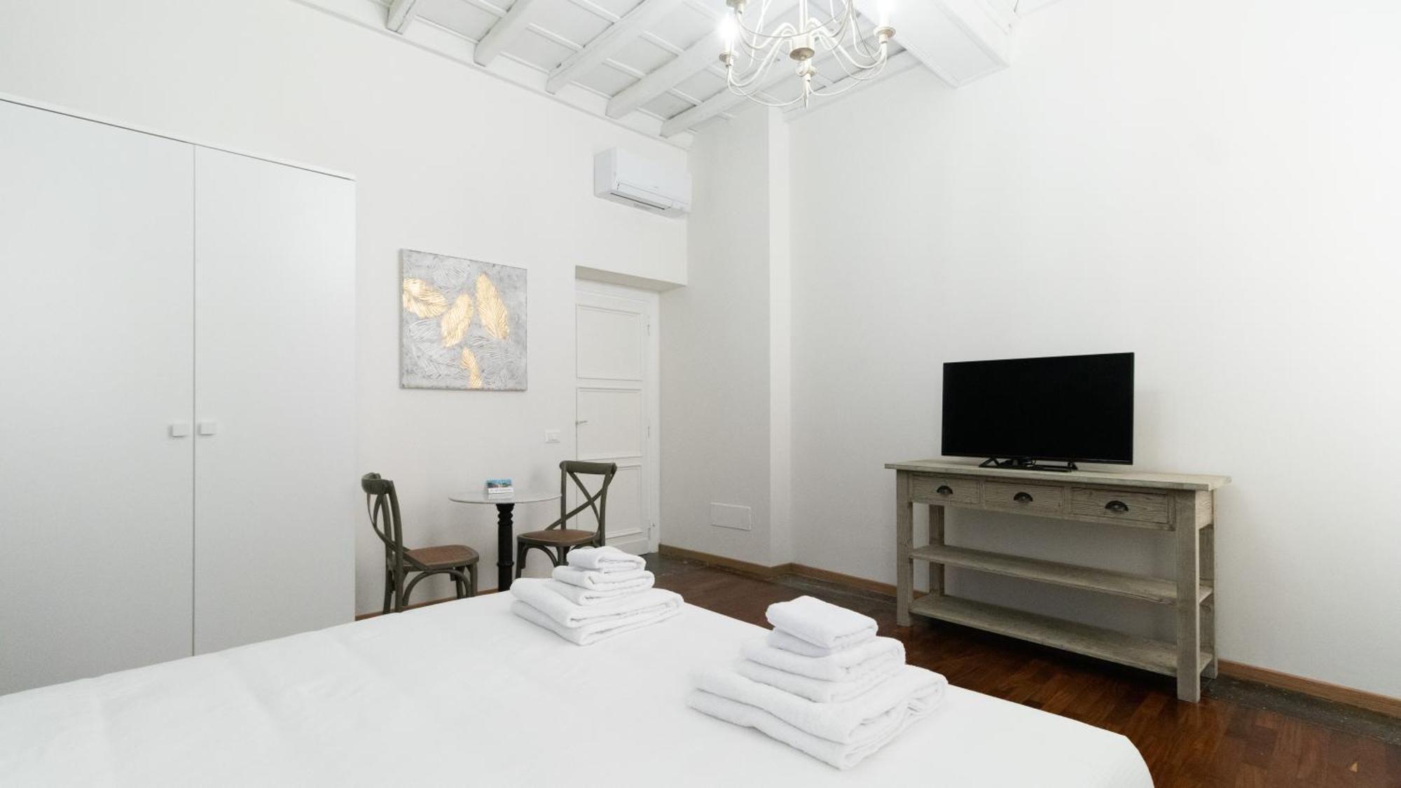 Italianway - Barberini Elegantia Apartments Roma Стая снимка